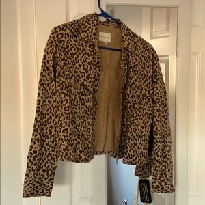 🔥American eagle cheetah print cropped jacket!🔥